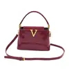 Bolsa de Mão de Luxo para Noiva Feminina 2025 Novo Inverno Luxo Acessível Versátil Embossada Bolsa de Ombro Transversal para o Dia a Dia