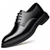 Sapatos Masculinos de Couro com Solado de Borracha Colado a Frio Sapatos Masculinos de Couro Formais Casuais de Negócios Cadarço Estilo Britânico Noivo Casamento