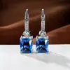 Brincos Pendentes Quadrados de Diamante Levemente Luxuosos Mais Vendidos Transfronteiriços, Brincos com Gancho de Orelha com Zircônia Microincrustada Atacado