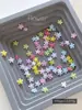 Mini Flor Colorida de Cinco Pétalas Joias para Nail Art Tamanho Misto Flor Ovo Estéreo Resina Diamante para Unha Decoração Atacado