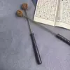 Martillo de Masaje de Madera para Alas de Pollo para Golpear los Puntos de Acupuntura de los Meridianos de la Espalda, los Hombros y el Cuello, Resorte de Madera Maciza de Mano, Adecuado para Todo el Cuerpo