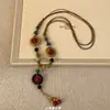 Colar de Corda de Couro Estilo Coreano Doce e Cool com Pingente de Coração Redondo de Resina, Corrente Elegante e da Moda para a Clavícula com Design Único para Mulheres