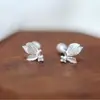 Pendientes de Mariposa de Aguja de Plata S999 para Mujer 2025 Nuevas Explosiones Sentido de Alta Gama Circón Exquisito Pendientes Elegantes de Moda