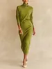 Comercio electrónico transfronterizo de Amazon en Europa y América: Vestido midi de cuello alto liso, elegante y con estilo, para mujer, diseñado para estilizar y favorecer.