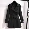 Casaco Trench Feminino Novo Estilo 2026, Estilo Coreano, Comprimento Médio, Design Chique para Figuras Baixas, Sensação de Alto Padrão, Casaco para Outono Inicial e Inverno