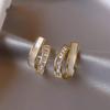 Aretes de aguja de plata 925 de alta calidad aretes de alta gama aretes de nicho estilo francés para mujer temperamento de socialité venta al por mayor
