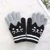 Guantes cálidos de invierno para niños, a prueba de frío, de terciopelo, para jardín de infantes, estudiantes de primaria, guantes de viaje, para jugar, guantes de punto