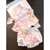 Design Fresco e Rejuvenescedor Conjunto de Pijama Listrado Azul e Branco com Estampa de Dachshund Manga Longa Short para Mulheres Roupa de Casa de Verão