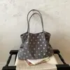 Bolsa Tote Feminina para o Trabalho 2026 Nova Tendência Verão Casual Moda Versátil Bolsa de Ombro Bolsa de Mão de Grande Capacidade
