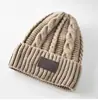 Gorro de Punto de Color Sólido con Forro de Polar y Etiqueta de Cuero para Hombres y Mujeres, Gorro de Lana Grueso y Cálido con Protección para las Orejas, Simple y Versátil para Parejas
