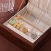 Colgante de piedra de cristal con forma de gota de agua, estilo retro francés, con diseño de amor, estilo festivo, de acero de titanio y chapado en oro.