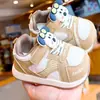 Sapatos para bebês, novos modelos de primavera e outono, sapatos para bebês iniciantes para 2-3 anos, sola macia, antiderrapante, tecido de malha, respirável