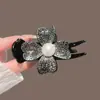 Presilha de Cabelo Flor de Strass para Coque 2026 Novo Modelo Luxo Leve Pinça de Garra para Rabo de Cavalo Alto para Mulheres