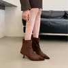 Botines elegantes de punta fina, ajustados y de tacón alto, colección otoño 2026, diseño de hebilla cuadrada elegante, botines de gamuza con patchwork para mujer
