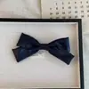 Elegante Pinza de Cocodrilo de Cuero con Lazo para Mujer, Nuevo Estilo Dulce de Alta Gama 2026 Pasador para el Cabello Accesorio para el Cabello para Otoño e Invierno