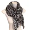 Bufanda Estilo Old Money con Estampado de Leopardo para Mujeres a la Moda, Nuevo Chal y Calentador de Cuello Versátil Otoño/Invierno, Protector de Cuello Vintage de Alta Gama, Moderno