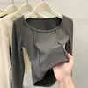 Camiseta térmica de cuello cuadrado para mujer, corte ajustado, nuevo modelo 2026, camiseta de manga larga de color liso, top de alta gama para otoño e invierno