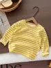 Conjunto informal casual a rayas elegante estilo coreano para niños y niñas con camiseta base y camiseta de manga corta para niños