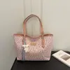 Bolsa Tote Feminina Casual Simples 2026 Estampa Pendente Grande Capacidade para Ir ao Trabalho Compras Fresca Tendência Estilo Preguiçoso