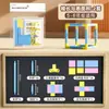 Demostrador de la Longitud de Lado y el Área Superficial de Un Pequeño Geek para Estudiantes de Primaria de 5º a 6º Grado para Entender Gráficos y Construir Gráficos Geométricos