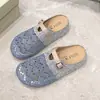 Zapatillas de verano versátiles para mujer, estilo nuevo, transpirables, antideslizantes, sin cordones, con diseño hueco, para exteriores, tacón de cuña, retro, 2026