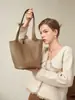 Bolsa de Mão, Bolsa de Ombro, Couro Genuíno de Camada Superior de Couro Bovino Feita Sob Medida, Grande Capacidade, Sensação de Alto Padrão, Bolsa Saco de Nicho para Mulheres
