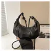 Bolso Popular de Media Luna de Este Año Diseño Nicho Bolso Francés de Axila Bolso de Hombro Único de Alta Gama Bolso Cruzado para Desplazamiento Moda