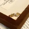 Novo Anel de Floração Completa Deusa Louro Vintage Medieval Diamante Simples Elegante Escovado Pequena Flor Amarela Menina