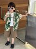 Camisa Infantil de Verano para Niño de Manga Corta Moderna y a la Moda Camisa Estampada Elegante Estilo Hong Kong para Niño Bebé Estilo Vacaciones Abrigo