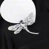 Broche de libélula com strass de alta qualidade europeu e americano, liga galvanizada, broche de animal retrô, acessórios para vestuário feminino, lote de pins