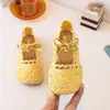 Sapatos de Couro Respiráveis com Renda em Malha Doce Estilo Floresta para Meninas 2026 Primavera e Outono Novos Sandálias Bailarina Princesa com Solado Macio