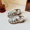 2025 Novo Verão Sapatos de Caminhada para Bebê Sandálias Romanas para Meninas Sapatos de Bebê Sandálias de Cano Alto Moda Sapatos Infantis Antiderrapantes