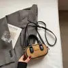 Bolso Pequeño Retro Esmerilado para Mujer 2025 Nuevo Bolso Boston de Invierno para Viajes Cotidianos Bolso Elegante de Hombro Cruzado