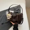 Bolso Bandolera Retro de Gama Alta de Nicho para Mujer Nuevo Estilo 2024 Bolso Almohada Pequeño Versátil Bolso Cuadrado Pequeño para el Uso Diario