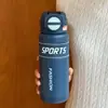 Taza aislada deportiva de doble uso para frío y calor, botella de agua portátil de acero inoxidable de gran capacidad para exteriores y fitness con popote, botella de agua para estudiantes