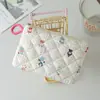 Bolsa de Maquiagem Acolchoada com Relevo Estilo Coreano Pequenos Itens Femininos Bolsa para Cosméticos Porta-Moedas Cartoon Organizador Multifuncional Porta-Cartões