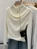 Top de Capa Base de Manga Larga con Cuello de Cascada de Alta Gama y Temperamento para Mujer, Nuevo Estilo Otoño Temprano/Invierno 2026, Camiseta de Cuello Semi Alto