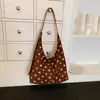 Bolsa Tote de Axila com Textura Simples de Bolinhas Transfronteiriça 2026 Novo Design de Marca Pequena Casual Personalidade Portátil de Ombro