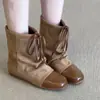 Versión de cuero suave ~ Botas vaqueras de gamuza retro de estilo nicho con cordón y cordones para mujer con aumento interno de altura y diseño plisado, botines cortos del desierto