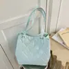 Bolso Acolchado de Alta Gama para Viajes Diarios para Mujer 2026 Nuevo Otoño Exquisito Moderno Bolso de Hombro Único Bolso Tote de Gran Capacidad