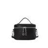 Bolso de mano retro de lujo ligero estilo coreano para mujer, bolso de hombro y cruzado versátil, simple, texturizado, de tendencia, nicho, principios de otoño 2026