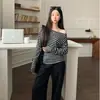 Blusa Coreana de Manga Morcego Solta Estilo Pura Desejo Garota Popular Cintura Fina Decote Ombro a Ombro Listrada Fina Manga Longa
