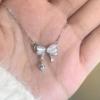 Collar con Diseño de Mariposa y Corazón para Mujer, Fresco y Versátil con Sentido del Diseño