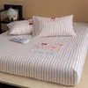 Nuevo Estilo Primavera y Verano Clase A Tela Gruesa de Algodón Puro Juego de Sábanas, Sábana Ajustable y Funda Nórdica de Tres Piezas, Diseño de Dibujos Animados de Algodón Puro para Dormitorio de Estudiante Cama Individual