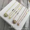 Pulsera Brújula Estrella Sol Luna Estrella de Ocho Puntas Oro V Artesanía Fina Nácar Blanco Marca D Chapado Grueso Oro de 18 Quilates Cadena para Clavícula Lujo Ligero