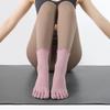 Novas meias de ioga cinco dedos no outono e inverno Comércio exterior Fábrica de mercadorias Pressão Silicone antiderrapante Esportes Pilates Toe