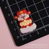 Decoraciones de Adornos para Coche Estilo Año Nuevo Caballo Pequeño Dios de la Riqueza, Accesorios de Resina Brillante, Funda para Teléfono de Pegamento Crema, Llavero, Materiales de Decoración para Coche