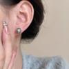 Pendientes de perla gris Shijia con aguja de plata S925 para mujer, estilo nicho, de alta gama, ligeros, de lujo, combinables, joyería para las orejas al por mayor.
