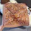 Lenço Quadrado 70cm em Seda Sintética com Estampa Paisley Retrô Lenço de Seda Cetim com Estampa de Zebra Castelo Acessório para Terno Camisa Lenço