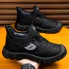 Zapatos de Algodón Gruesos con Felpa para Hombre de Invierno Zapatos de Senderismo Antideslizantes para Hombre Impermeables con Felpa Protección contra el Frío al Aire Libre Puntera Cálida Botas de Algodón